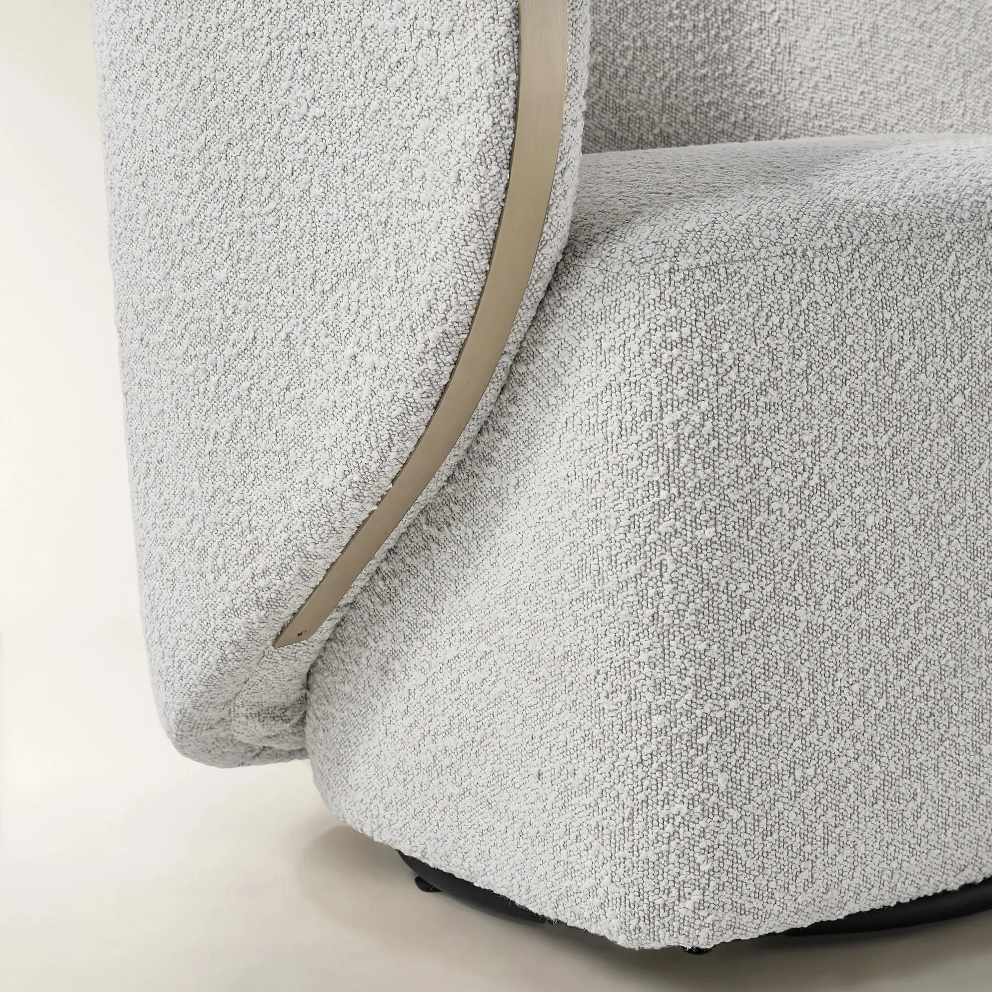 Boucle Swivel Chair with Water Repellent Upholstery