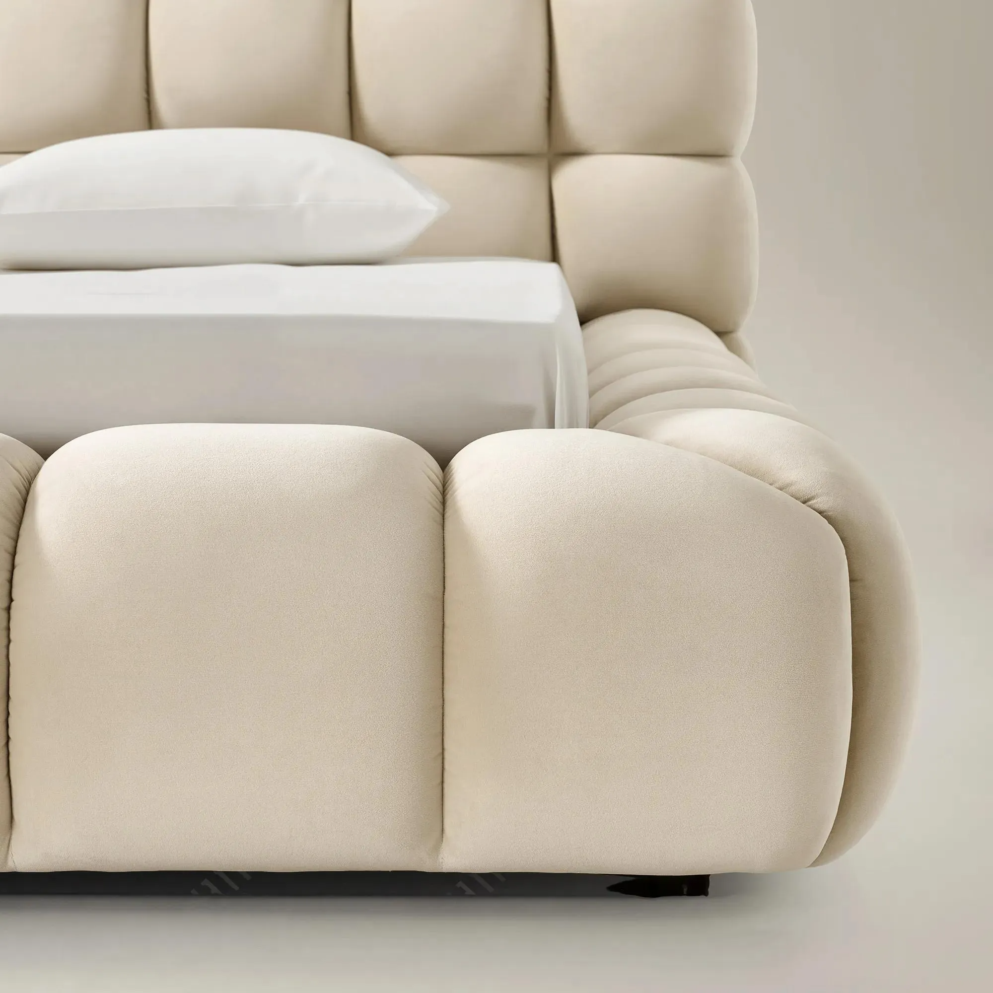 Tufted Upholstered Platform Bed with Velvet Finish
