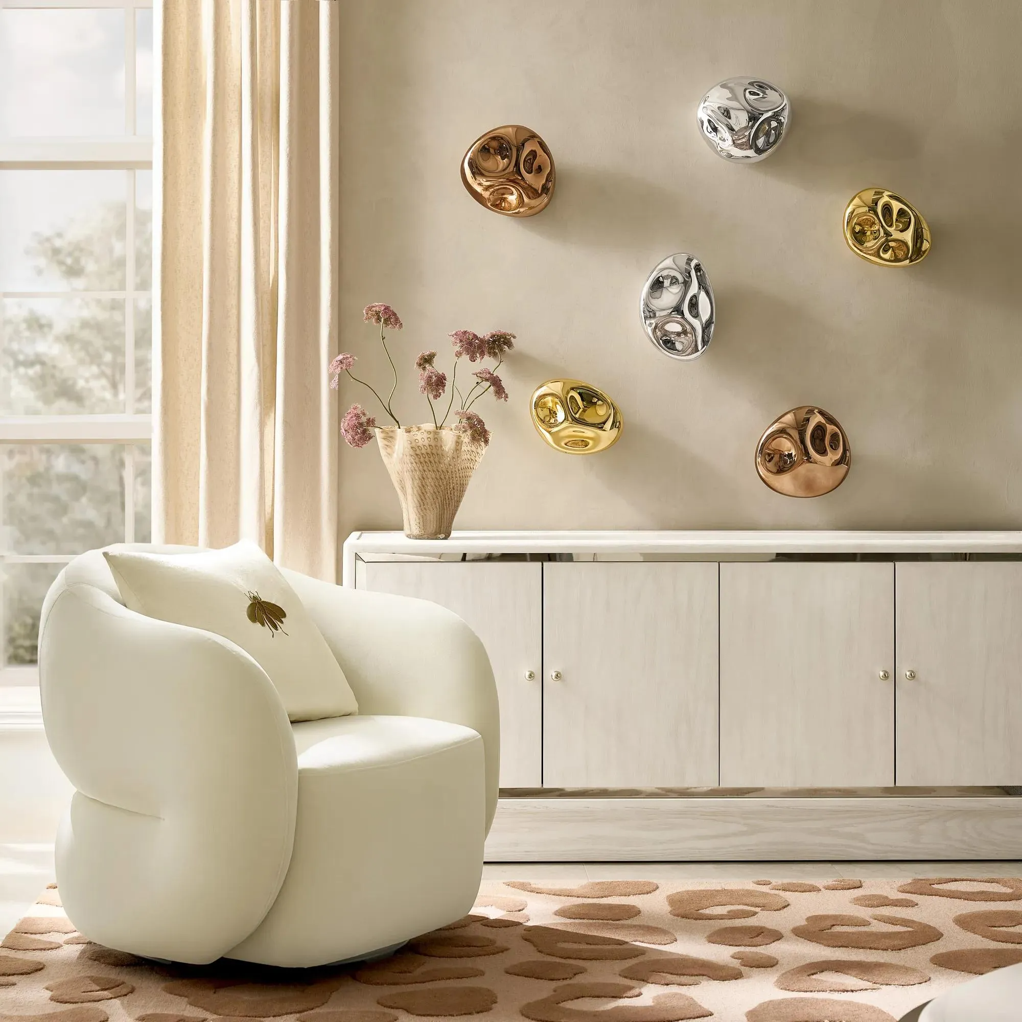 Velvet Swivel Accent Chair with 360 Degree Rotation